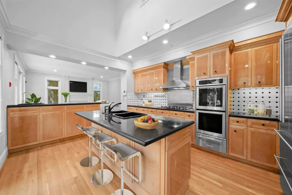 Dining Area Photo of 1323 The Crescent, Vancouver, BC