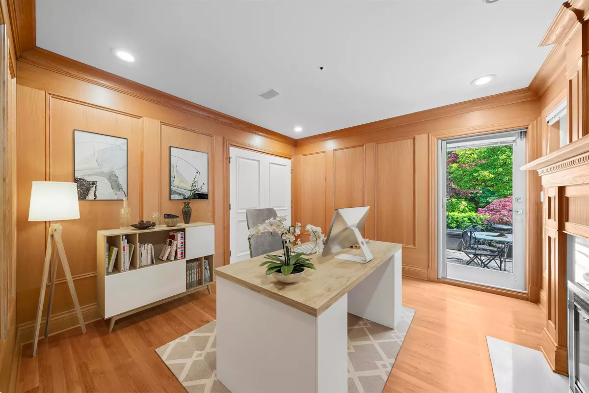 Family Room Photo of 1323 The Crescent, Vancouver, BC