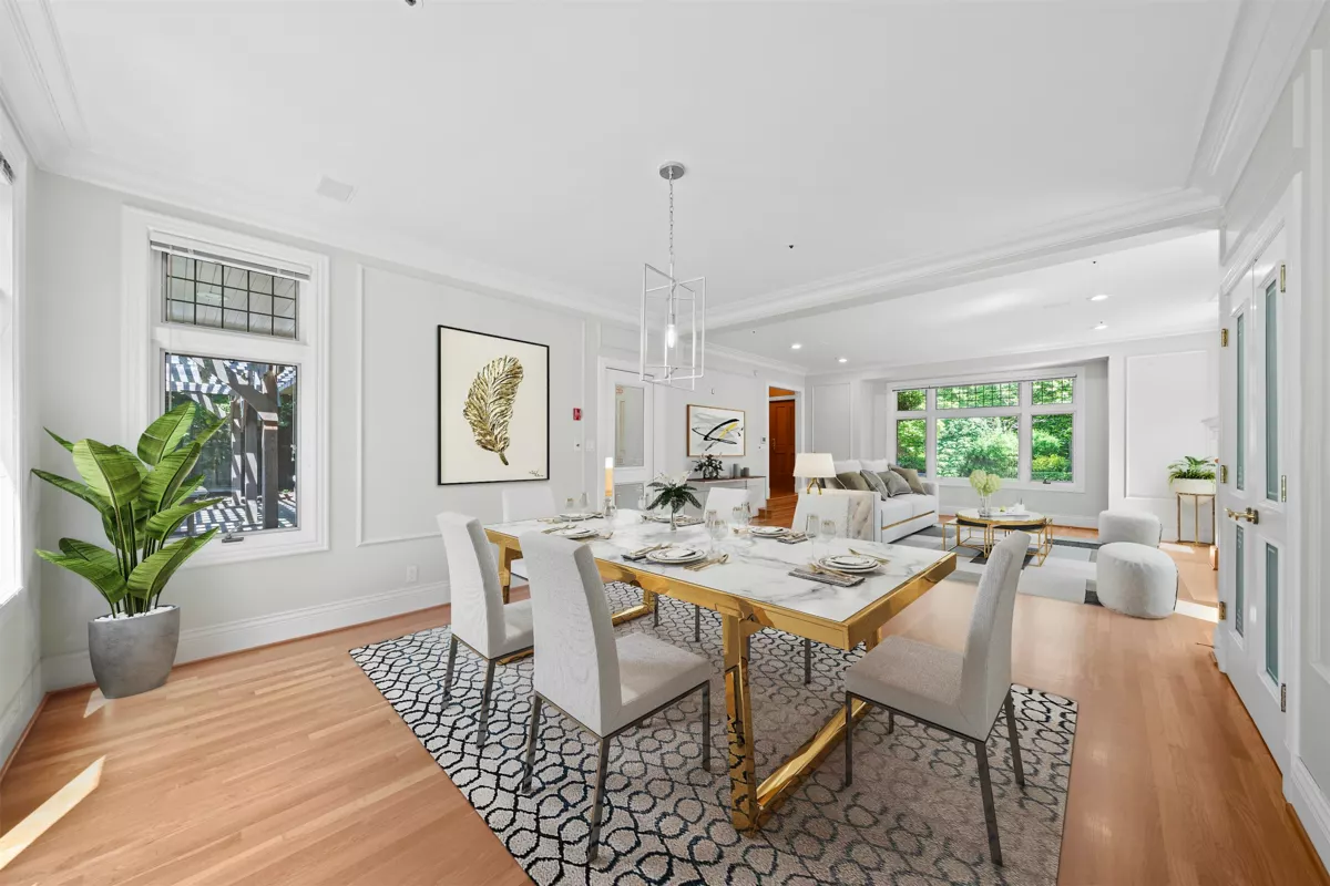 Living Room Photo of 1323 The Crescent, Vancouver, BC