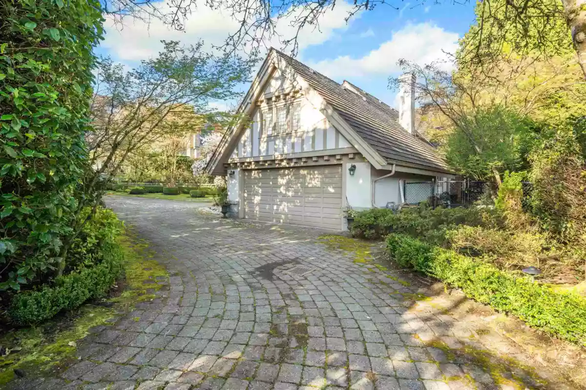 Office / Den Photo of 1323 The Crescent, Vancouver, BC