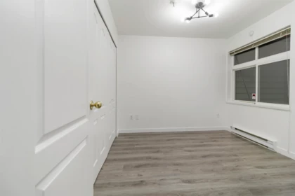 109 5500 Lynas Lane, Richmond, BC