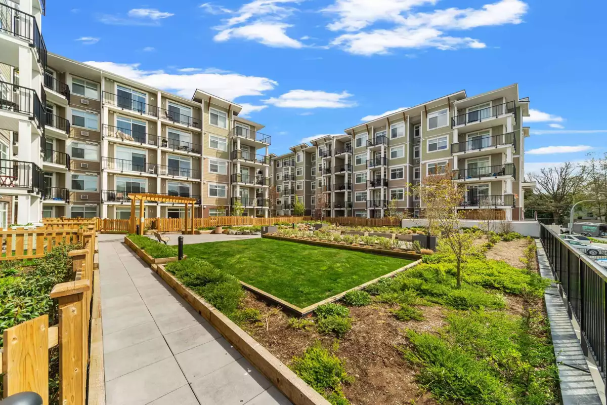 Basement Recreation Room Photo of 503 20696 Eastleigh Crescent, Langley, BC
