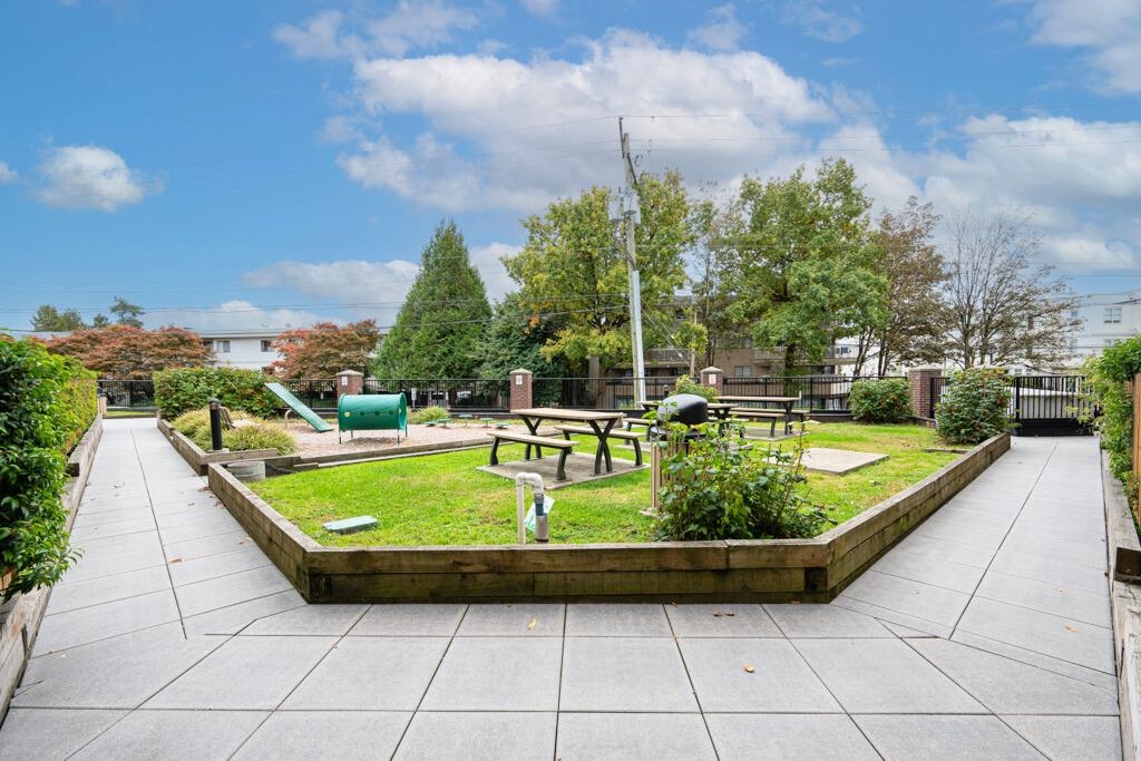 Loft / Bonus Room Photo of 503 20696 Eastleigh Crescent, Langley, BC