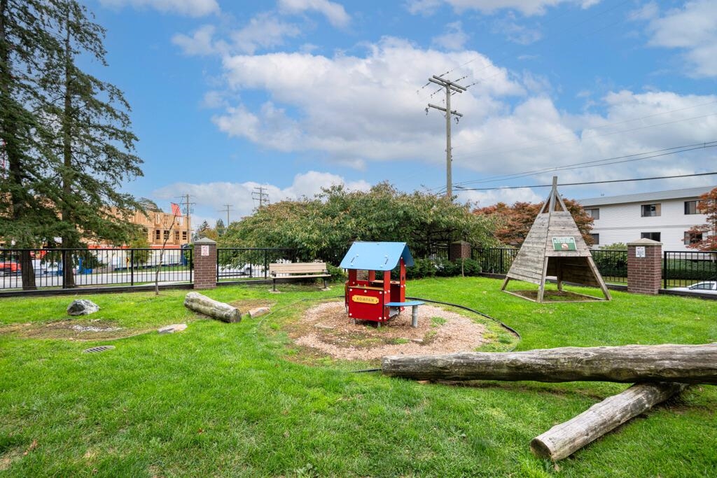 Office / Den Photo of 503 20696 Eastleigh Crescent, Langley, BC