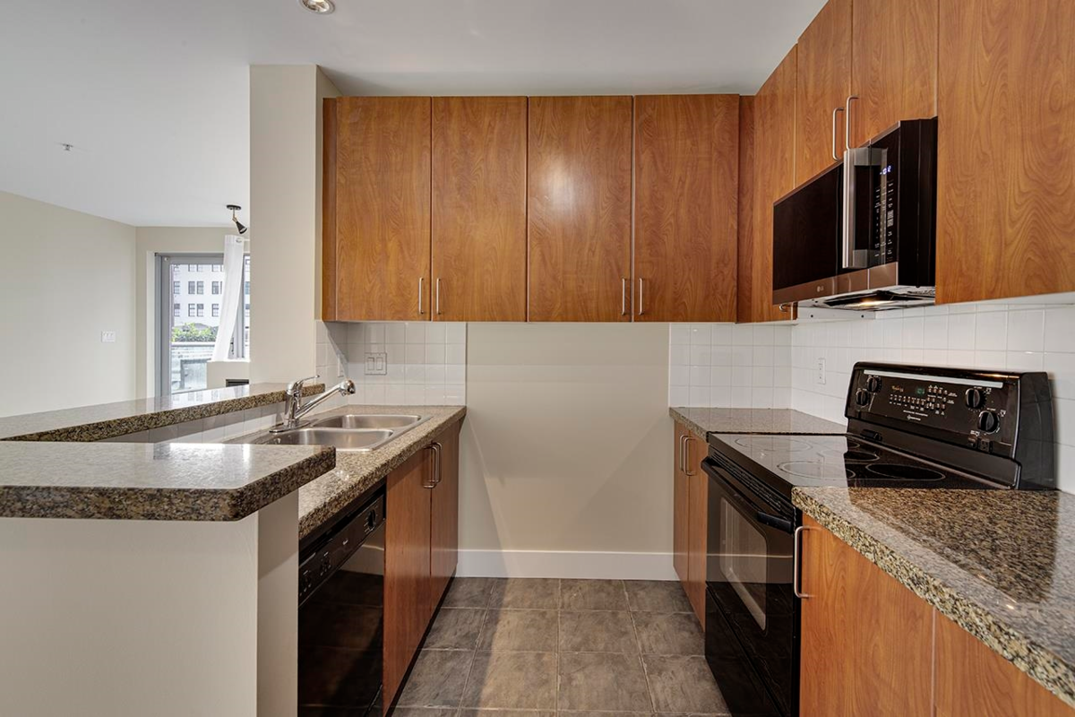 Kitchen Island Photo of 202 2630 Arbutus Street, Vancouver, BC