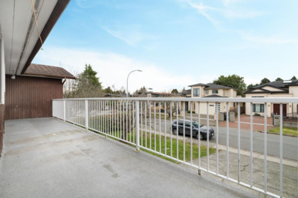 Basement Recreation Room Photo of 8411 Rideau Drive, Richmond, BC
