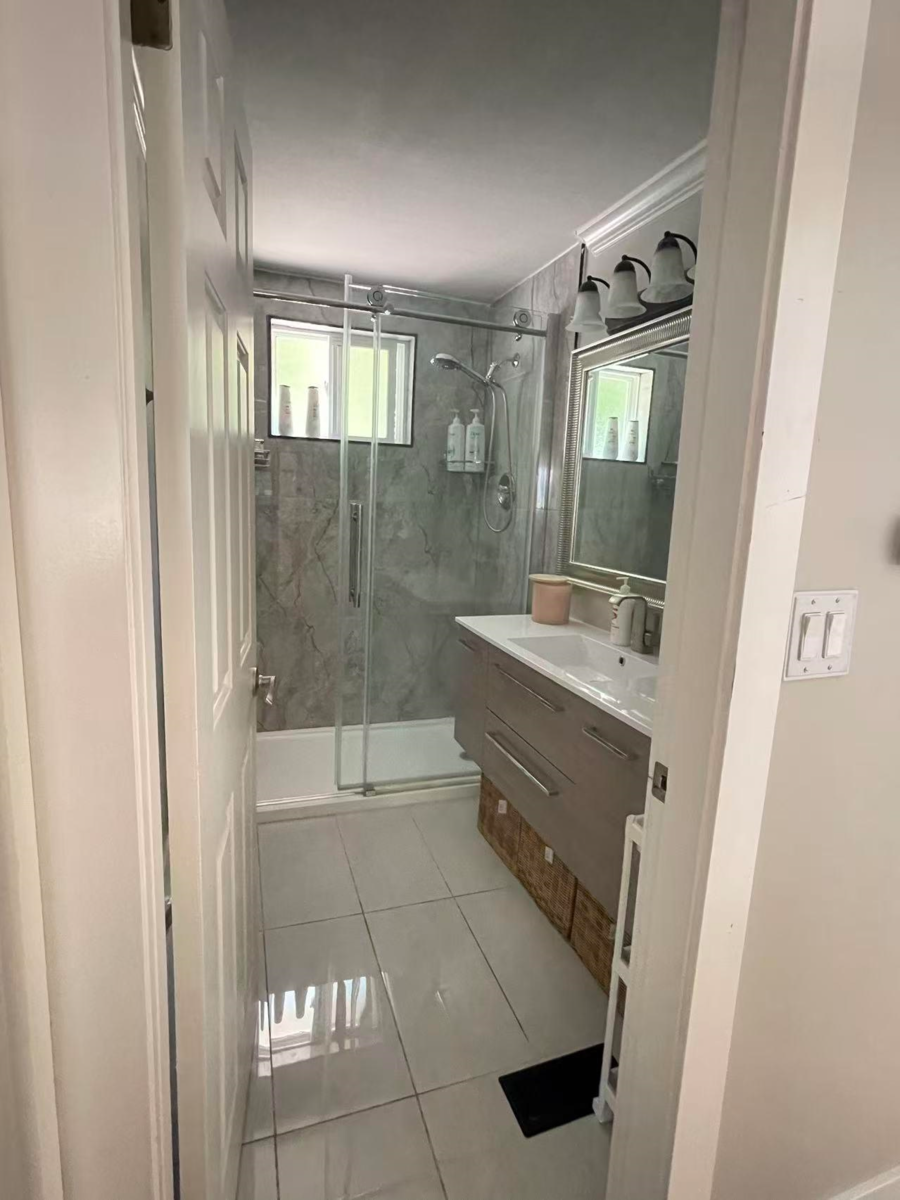 Bedroom 3 Photo of 4598 Whitaker Road, Sechelt, BC