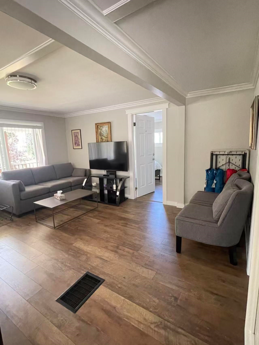 Guest Bathroom Photo of 4598 Whitaker Road, Sechelt, BC