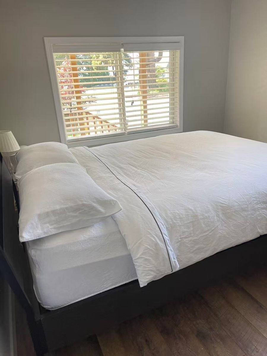 Primary Bedroom Photo of 4598 Whitaker Road, Sechelt, BC