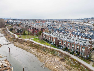 Garden / Landscaping Photo of 124 250 Salter Street, New Westminster, BC