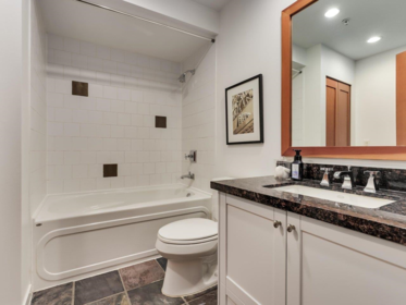 Office / Den Photo of 124 250 Salter Street, New Westminster, BC