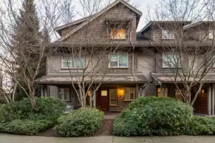Outdoor Deck Photo of 124 250 Salter Street, New Westminster, BC