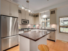 124 250 Salter Street, New Westminster, BC