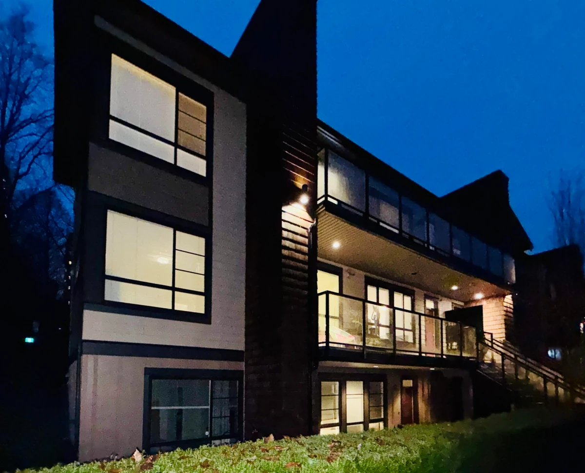 Primary Bathroom Photo of 49 3728 Thurston Street, Burnaby, BC