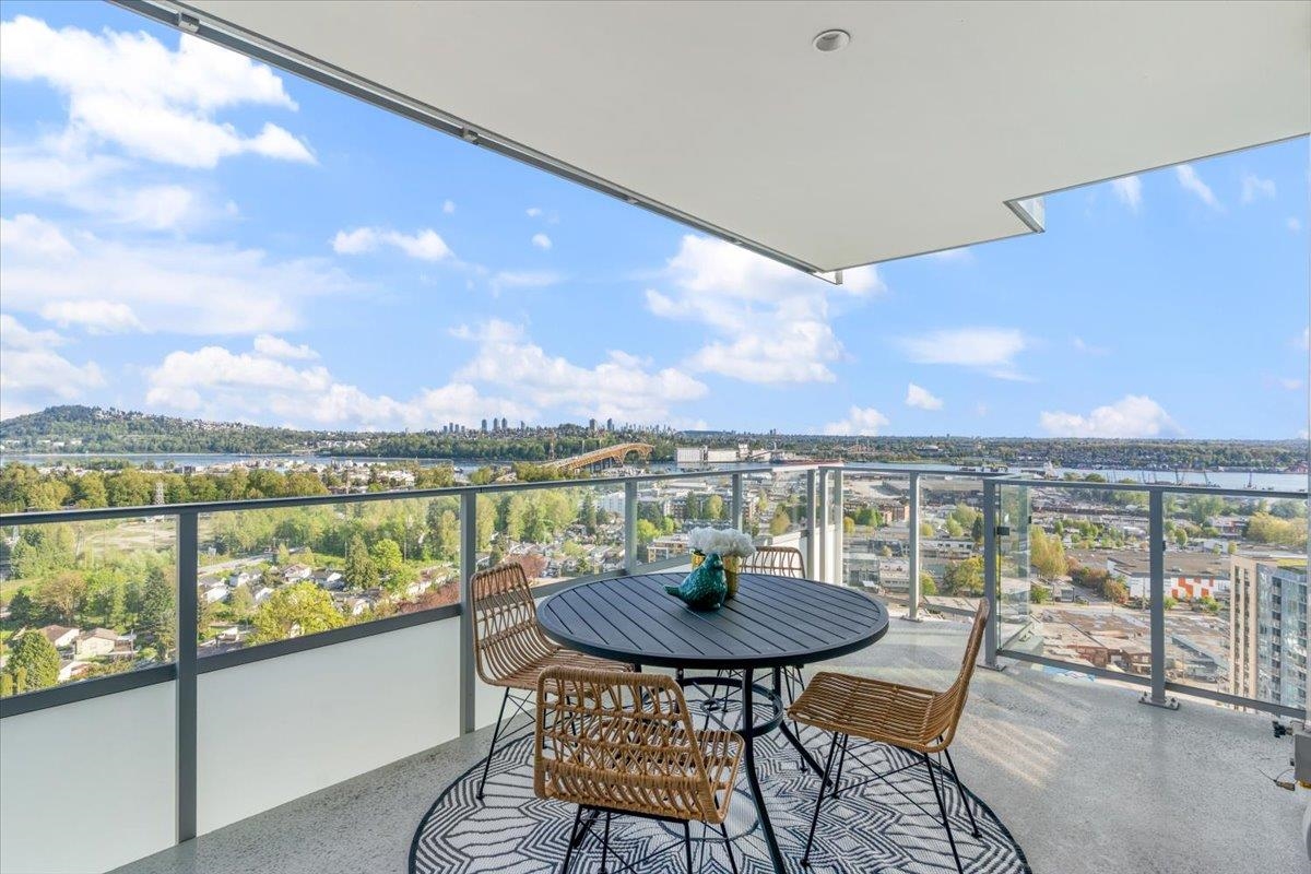 Kitchen Photo of 2404 1500 Fern Street, North Vancouver, BC