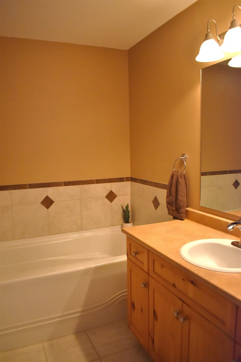 Bedroom 2 Photo of 32997 Desbrisay Avenue, Mission, BC