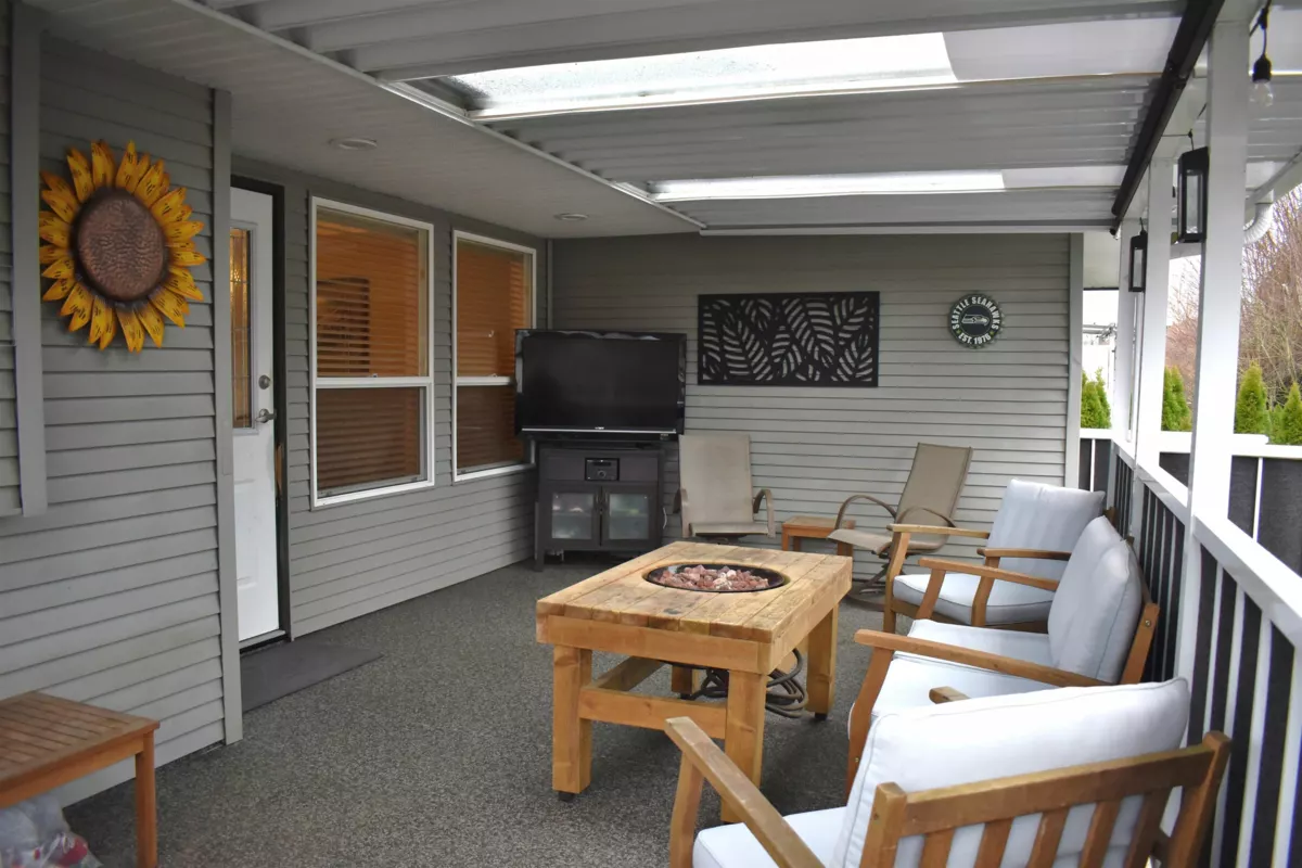 Front Yard Photo of 32997 Desbrisay Avenue, Mission, BC