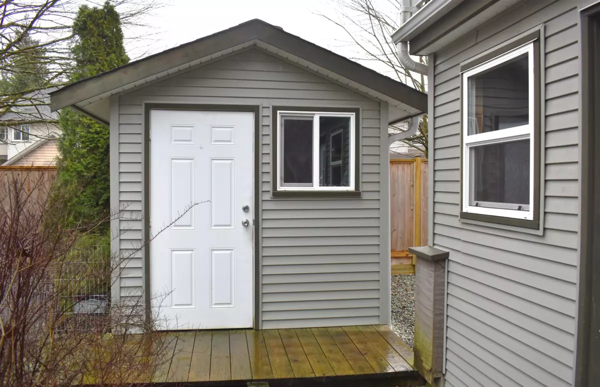 Outdoor Patio Photo of 32997 Desbrisay Avenue, Mission, BC