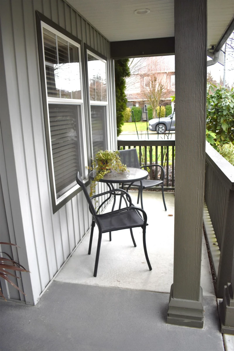 Swimming Pool Photo of 32997 Desbrisay Avenue, Mission, BC