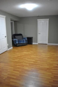 Laundry Room Photo of 32997 Desbrisay Avenue, Mission, BC