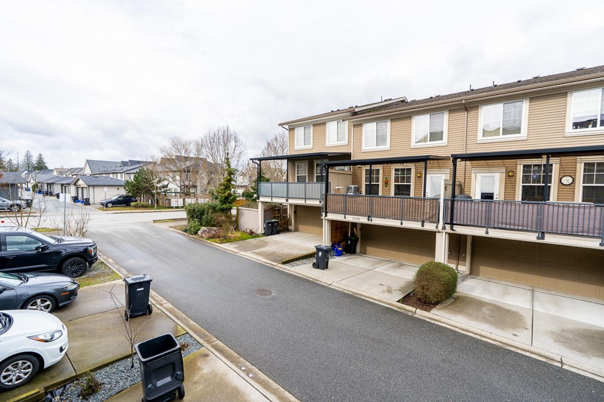 Hallway Photo of 21123 80 Avenue, Langley, BC