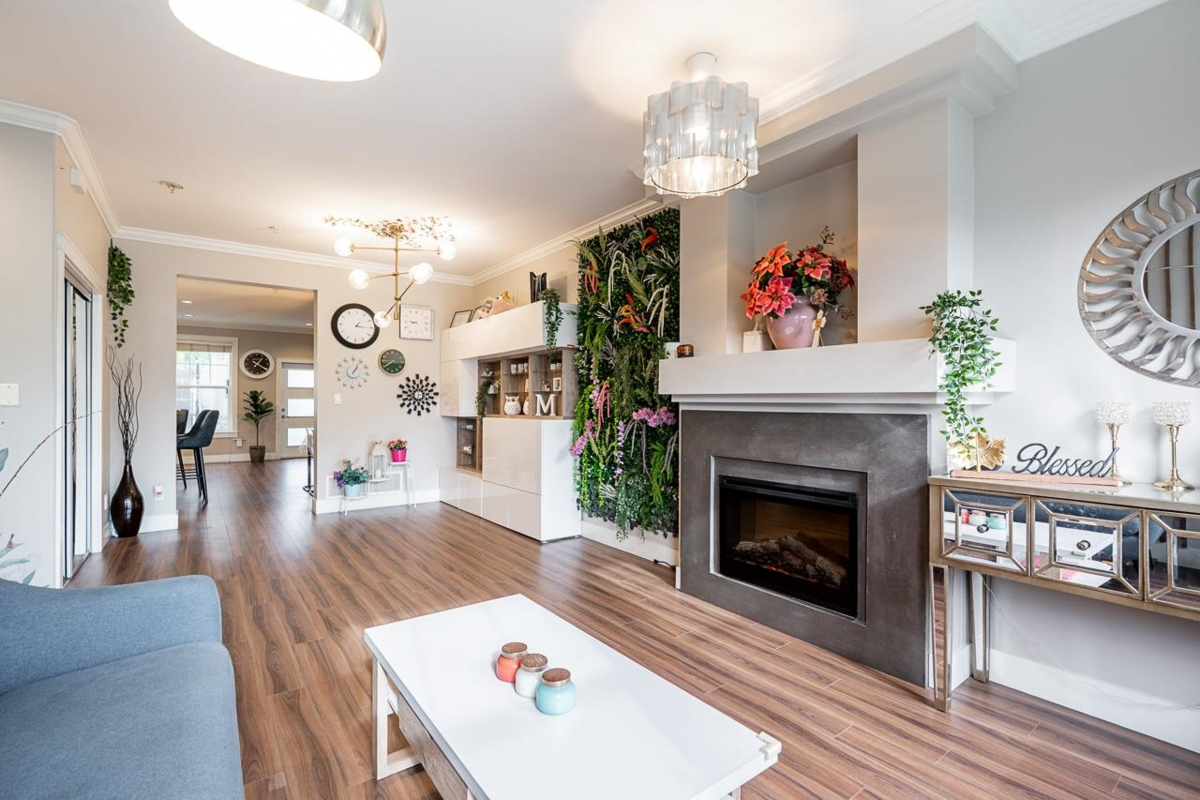 Pantry Photo of 21123 80 Avenue, Langley, BC