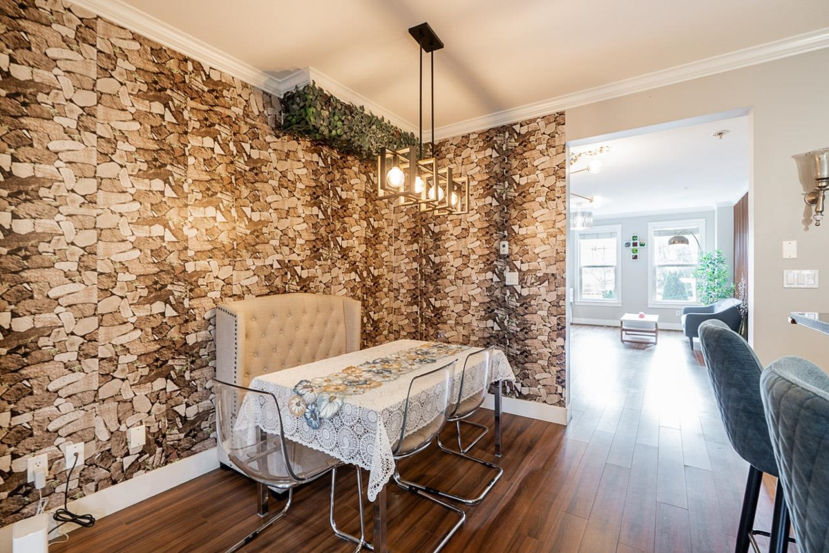 Powder Room Photo of 21123 80 Avenue, Langley, BC