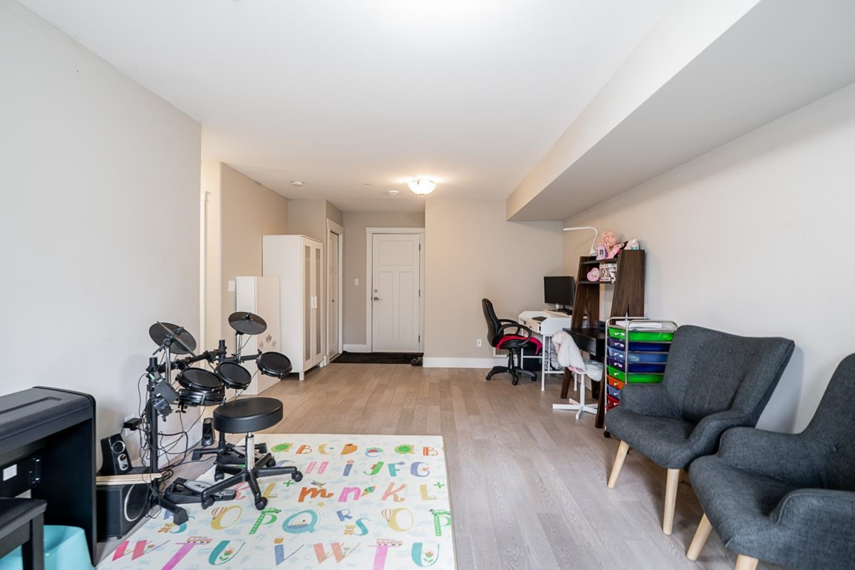 Street View Photo of 21123 80 Avenue, Langley, BC