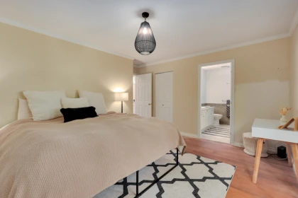 Office / Den Photo of 1400 Riverside Drive, North Vancouver, BC