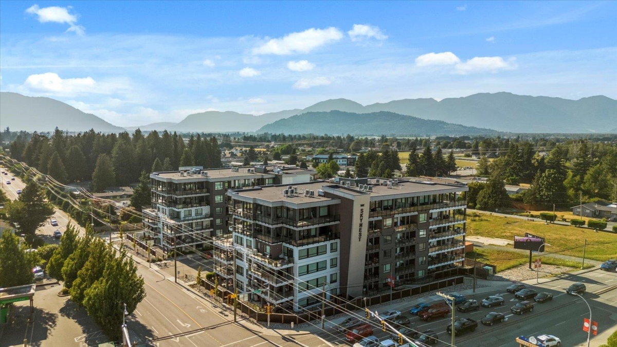 Exterior Rear Photo of 408 45757 Watson Road, Chilliwack, BC