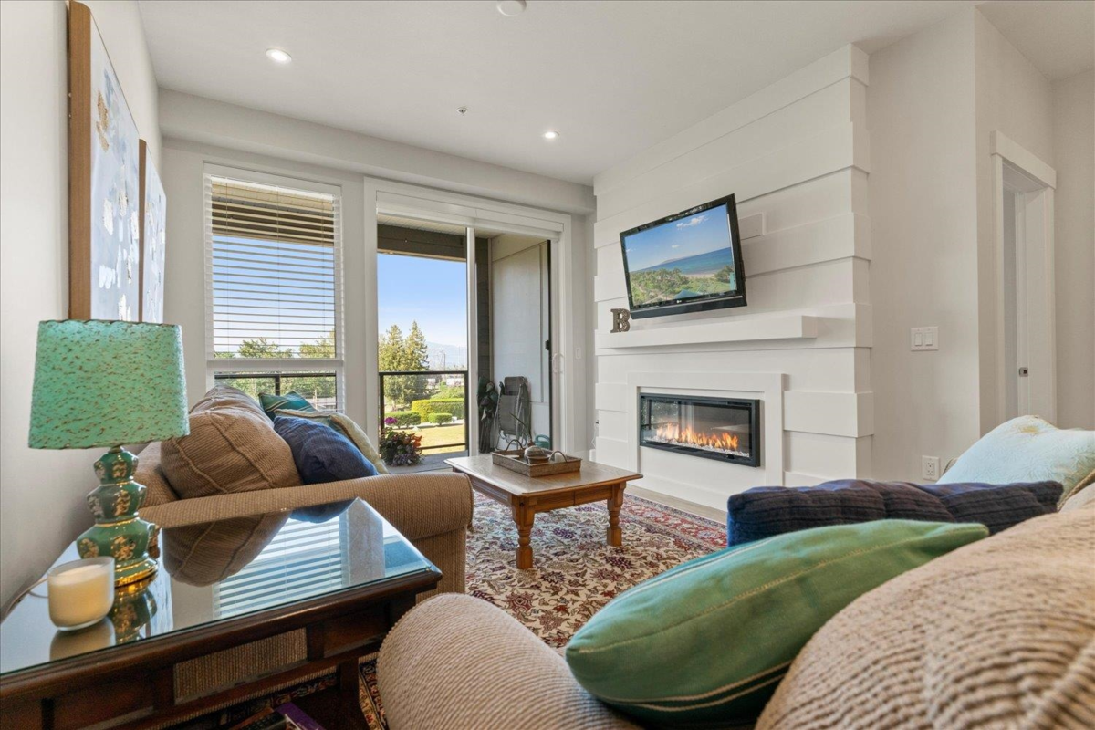 Office / Den Photo of 408 45757 Watson Road, Chilliwack, BC