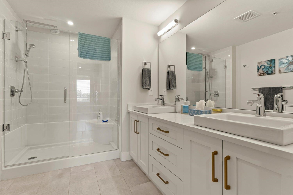 Outdoor Patio Photo of 408 45757 Watson Road, Chilliwack, BC