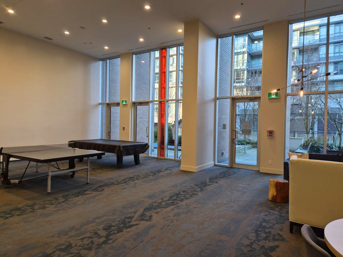 Backyard Photo of 317 2033 W 10th Avenue, Vancouver, BC