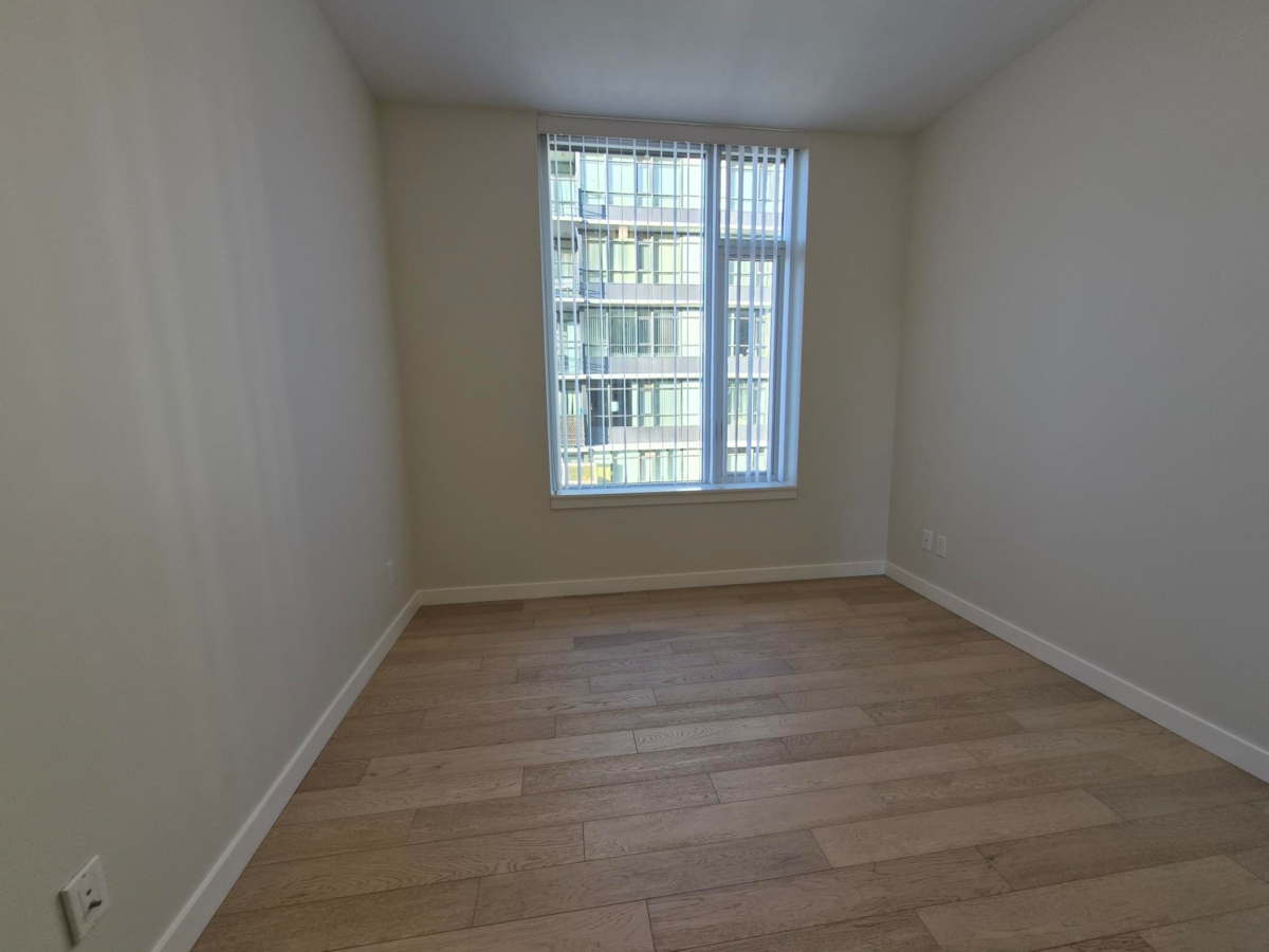 Walk-In Closet Photo of 317 2033 W 10th Avenue, Vancouver, BC