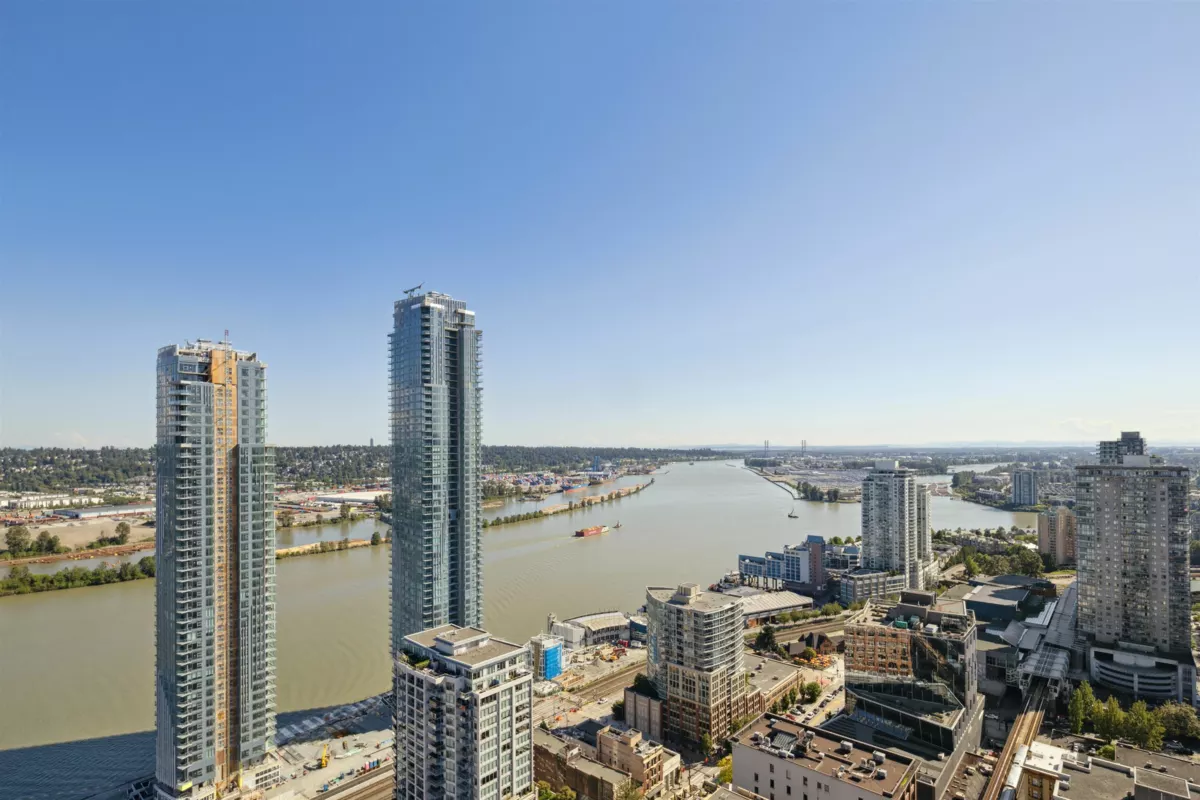 Hallway Photo of 2501 618 Carnarvon Street, New Westminster, BC