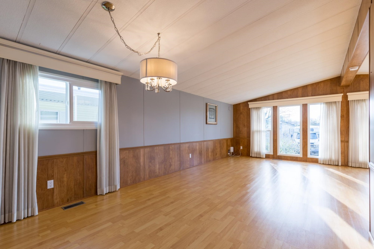 Bedroom 4 Photo of 107 145 King Edwards Street, Coquitlam, BC