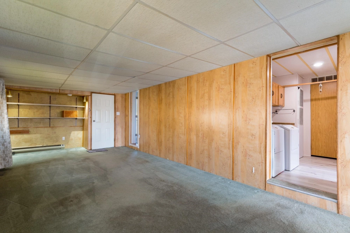 Garage Interior Photo of 107 145 King Edwards Street, Coquitlam, BC
