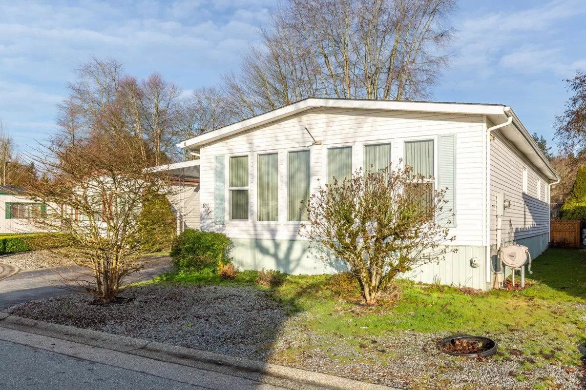 Living Room Photo of 107 145 King Edwards Street, Coquitlam, BC