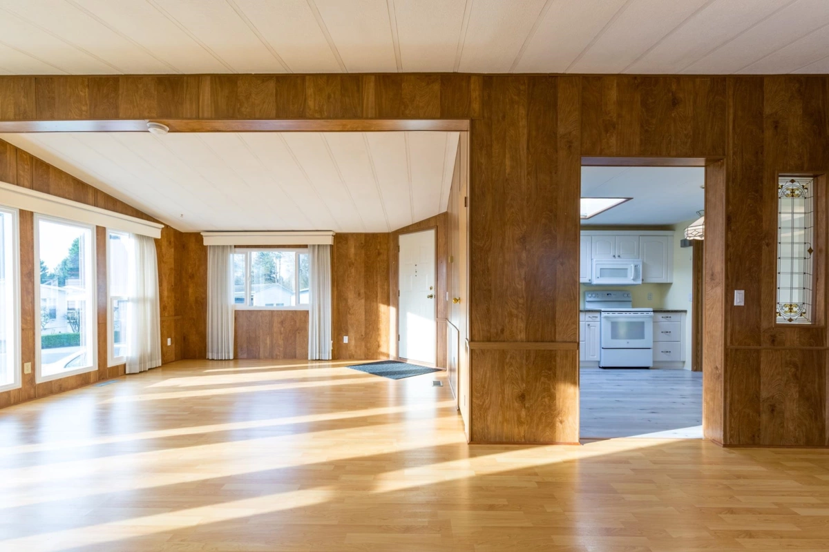 Walk-In Closet Photo of 107 145 King Edwards Street, Coquitlam, BC
