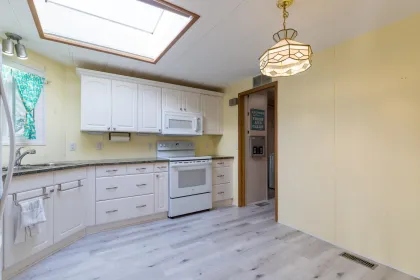 Powder Room Photo of 107 145 King Edwards Street, Coquitlam, BC