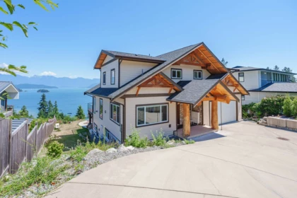 1246 St Andrews Road, Gibsons, BC, Gibsons — Single Family Residence for sale