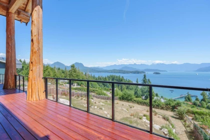 Powder Room Photo of 1246 St Andrews Road, Gibsons, BC