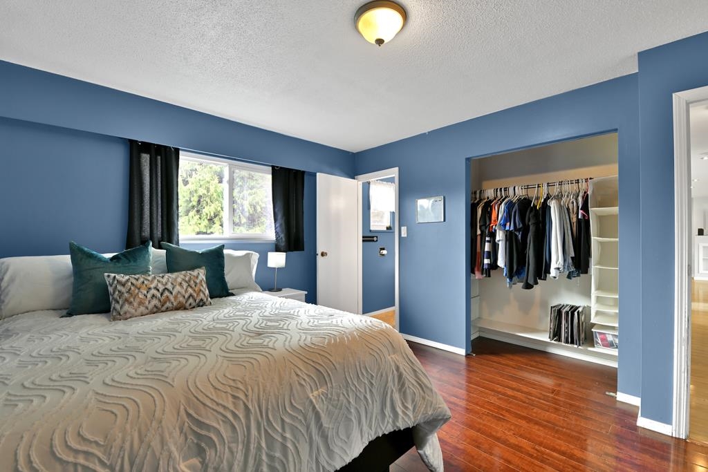 Basement Recreation Room Photo of 14486 109 Avenue, Surrey, BC