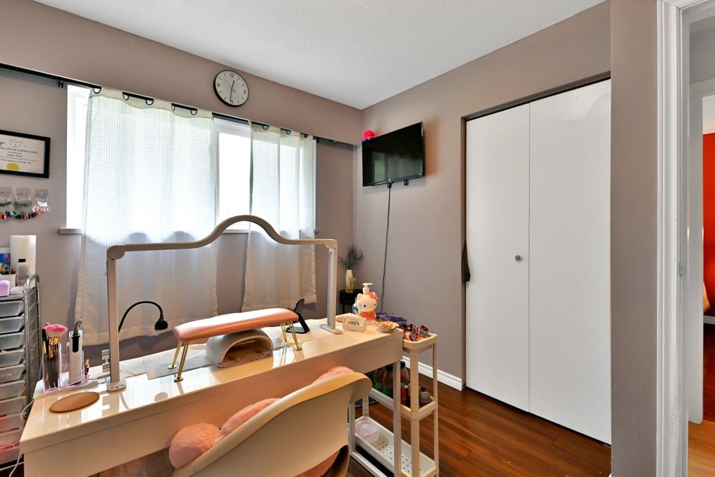 Garage Interior Photo of 14486 109 Avenue, Surrey, BC