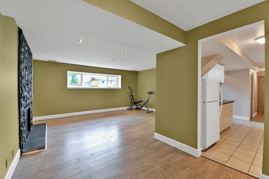 Garden / Landscaping Photo of 14486 109 Avenue, Surrey, BC