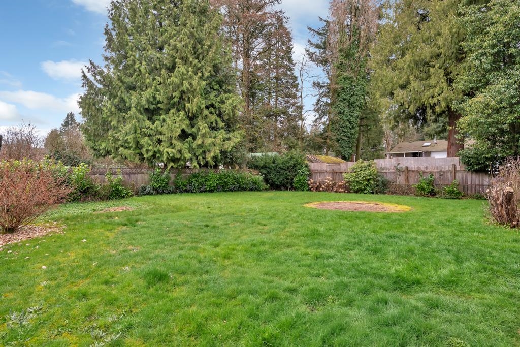 Office / Den Photo of 14486 109 Avenue, Surrey, BC