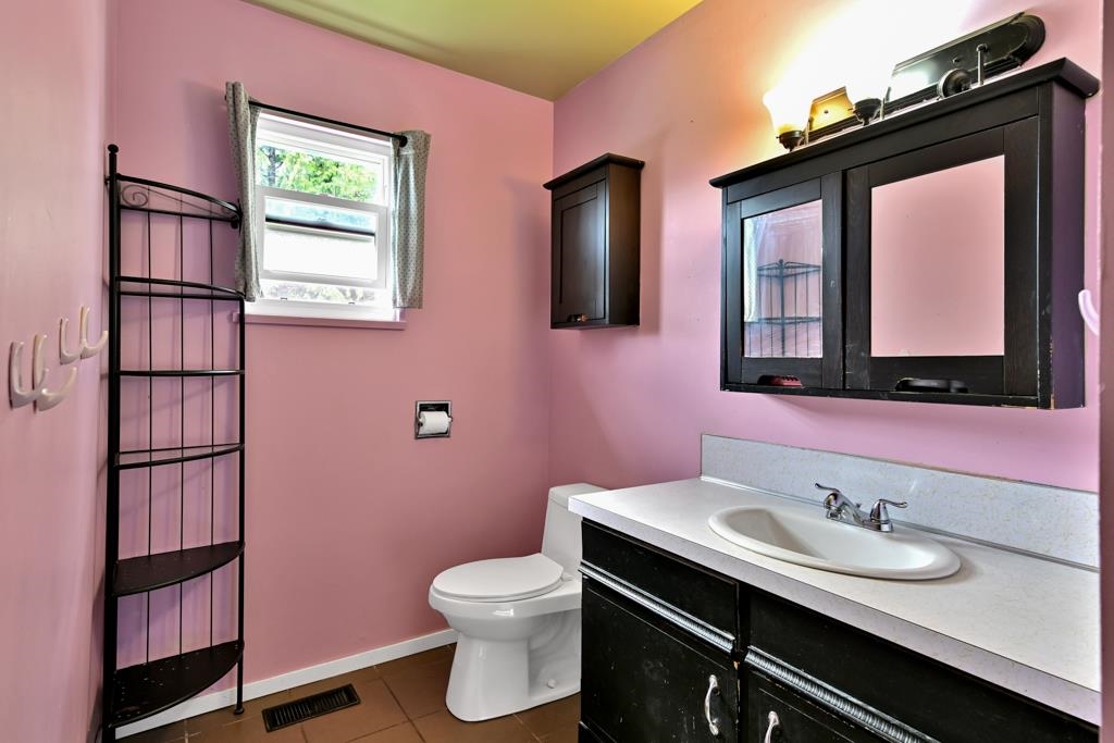 Outdoor Deck Photo of 14486 109 Avenue, Surrey, BC