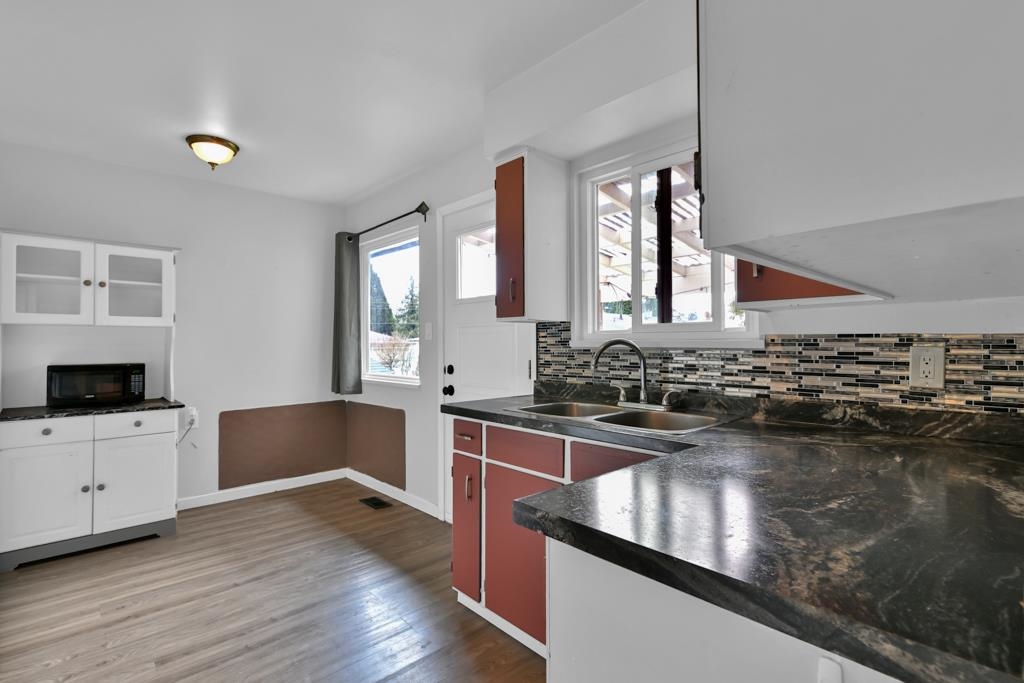 Primary Bedroom Photo of 14486 109 Avenue, Surrey, BC