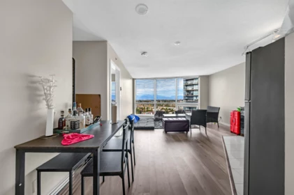 Breakfast Nook Photo of 3306 13618 100 Avenue, Surrey, BC