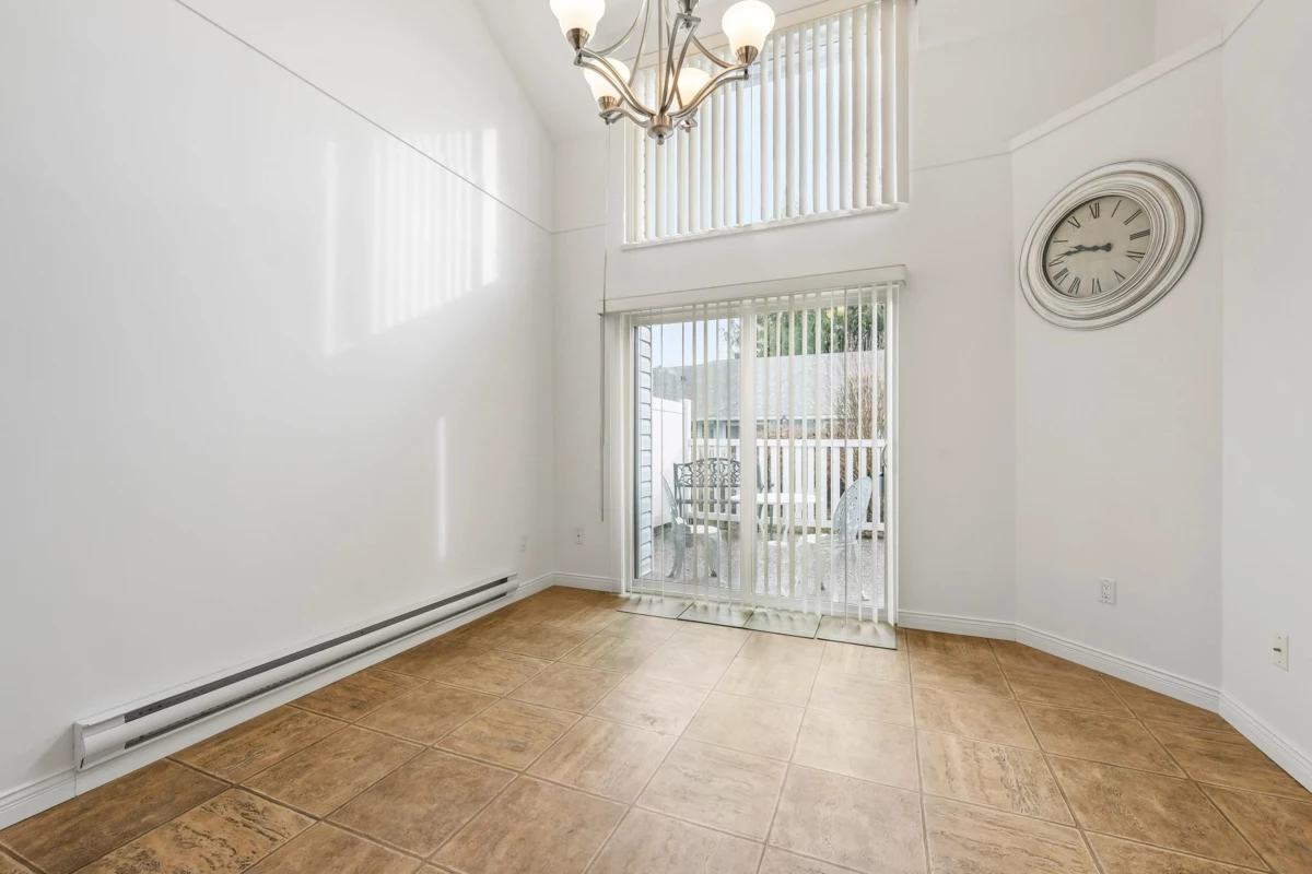 Primary Bathroom Photo of 20 3292 Vernon Terrace, Abbotsford, BC